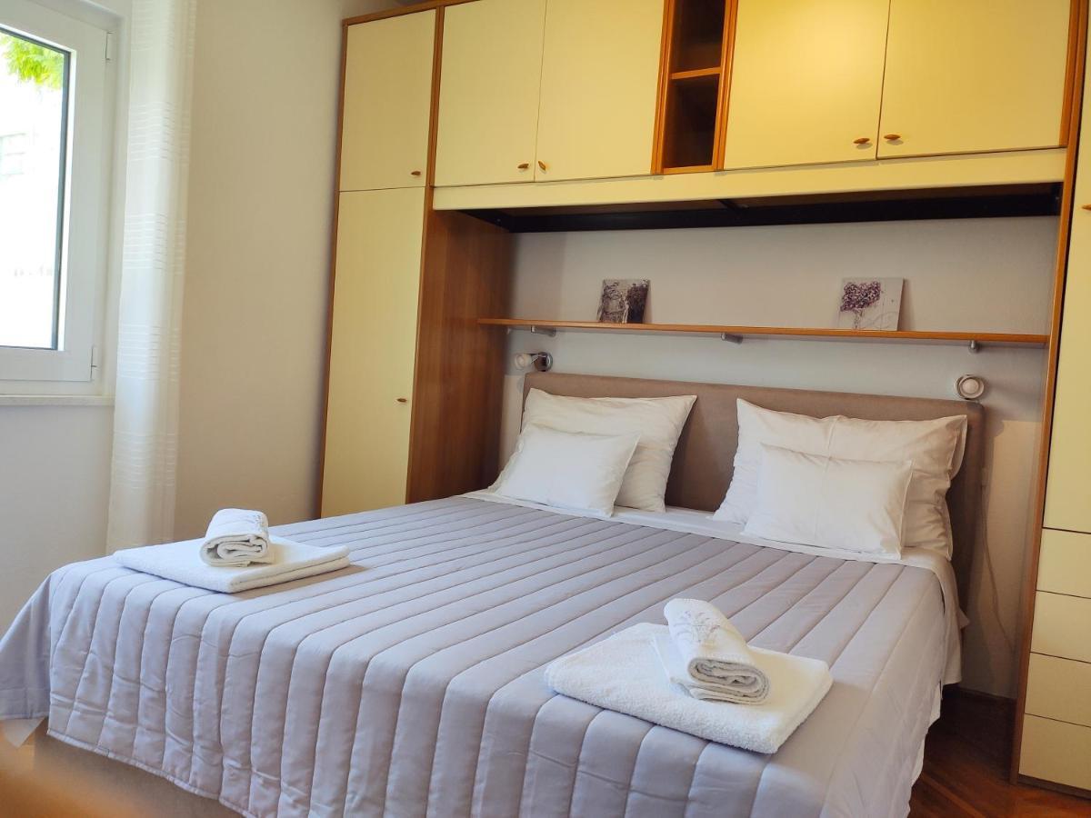 Apartman Marina II Рогозница Екстериор снимка