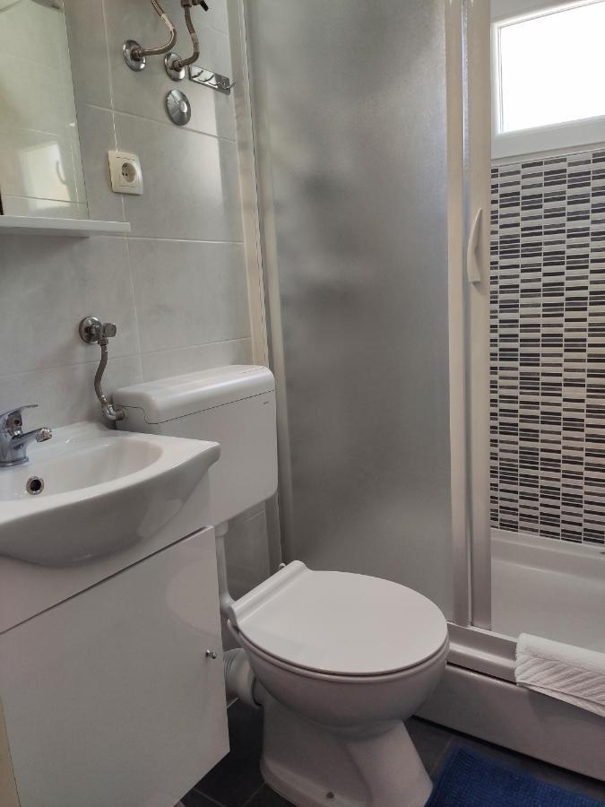 Apartman Marina II Рогозница Екстериор снимка