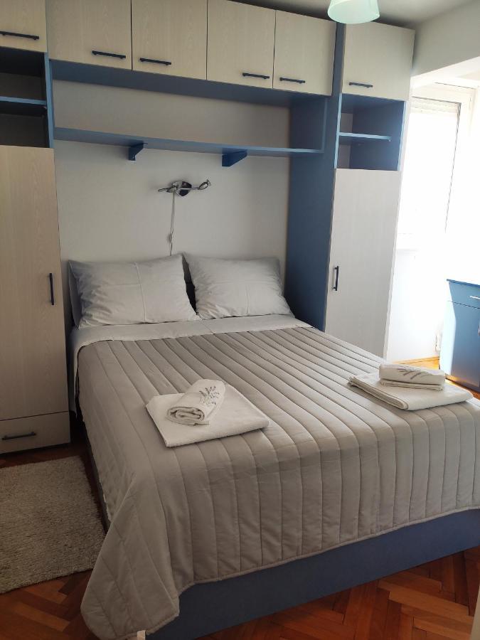 Apartman Marina II Рогозница Екстериор снимка